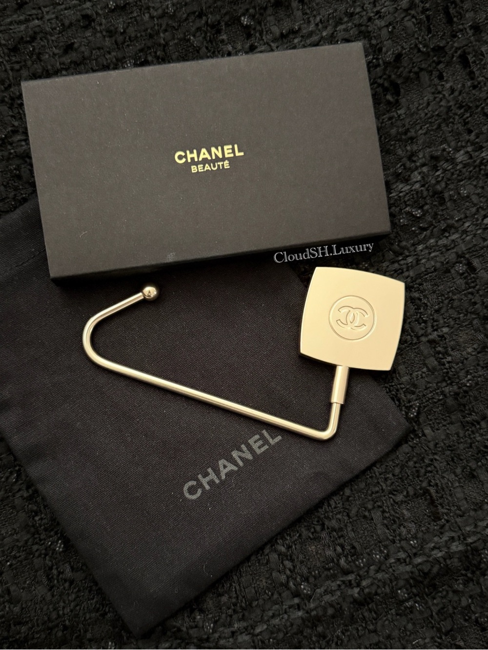 Auth Chanel Classic CC Logo Bag Holder Hook